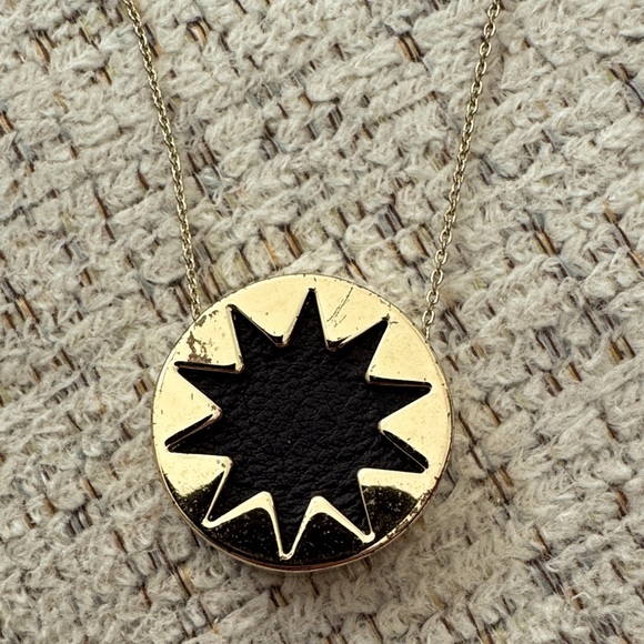 House of Harlow 1960 Black and Gold Starburst Necklace - Picture 3 of 8